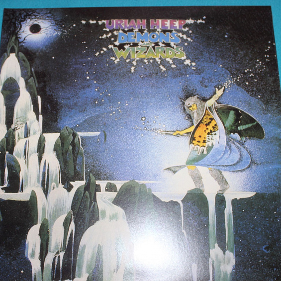 Lp wizard. Uriah Heep Demons and Wizards 1972. Demons and Wizards Uriah Heep пластинка. Uriah Heep Demons and Wizards Vinyl. Uriah Heep Demons and Wizards 2021.